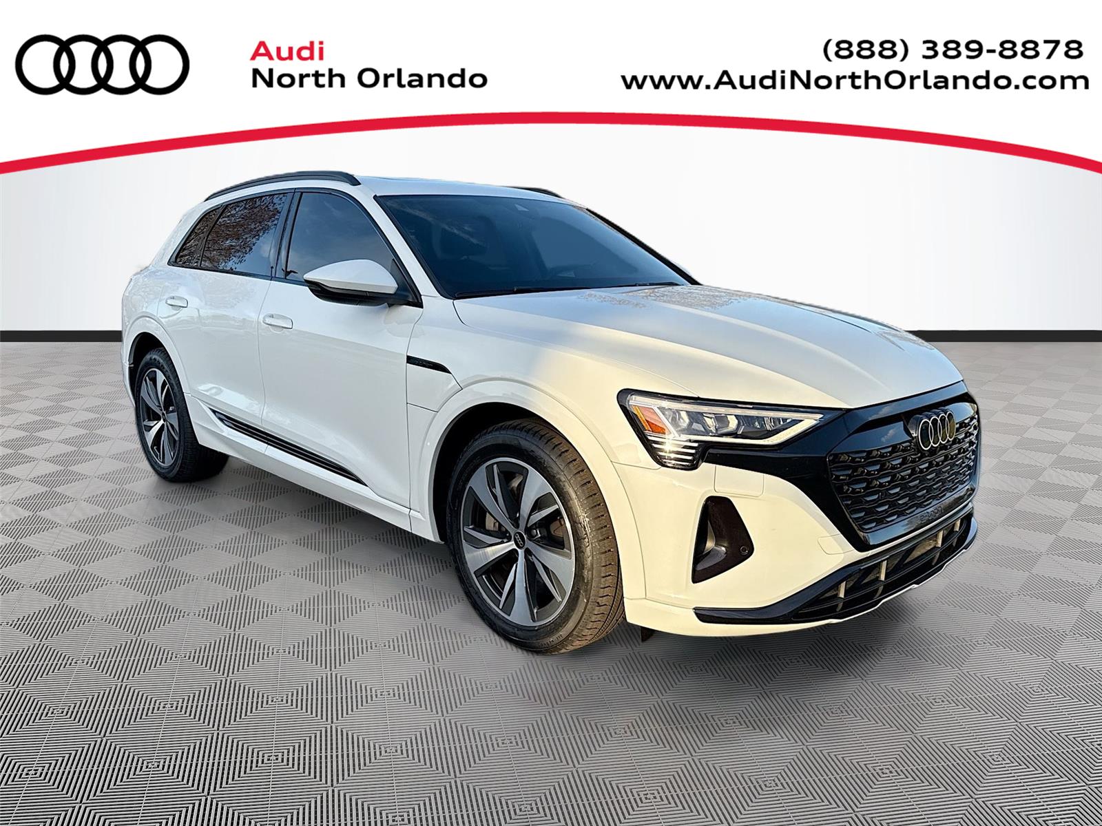 2024 Audi Q8 e-tron Premium