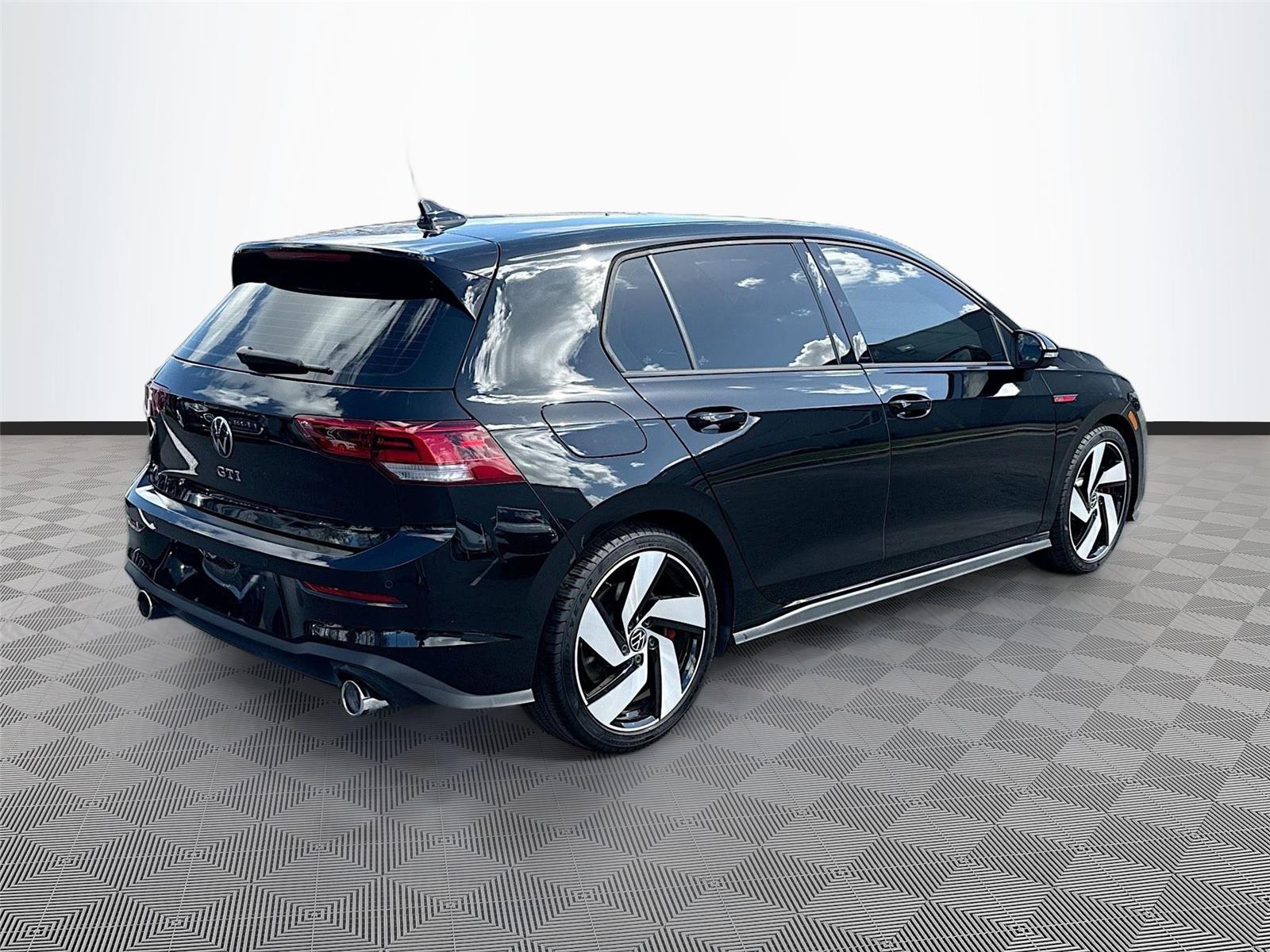 2024 VOLKSWAGEN GOLF GTI