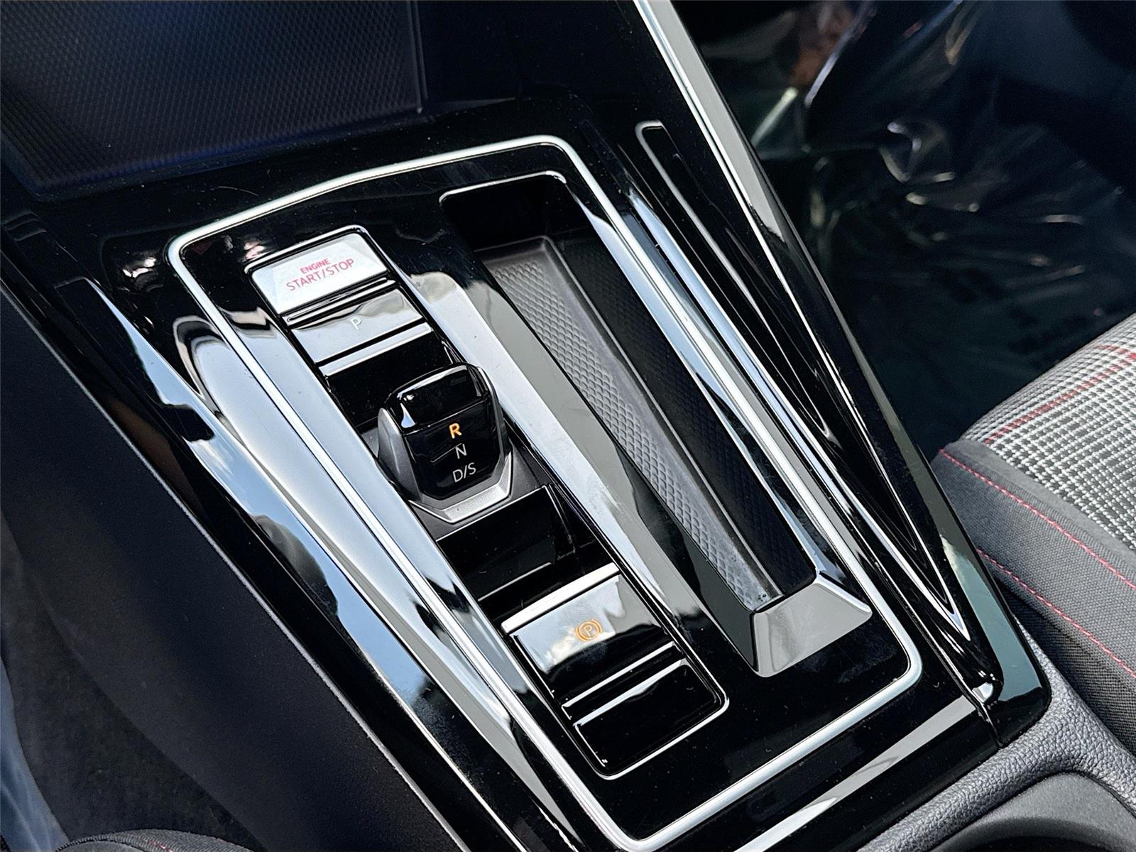 2024 VOLKSWAGEN GOLF GTI