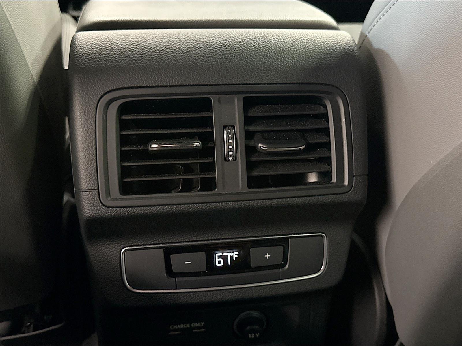 2022 Audi SQ5 Premium Plus