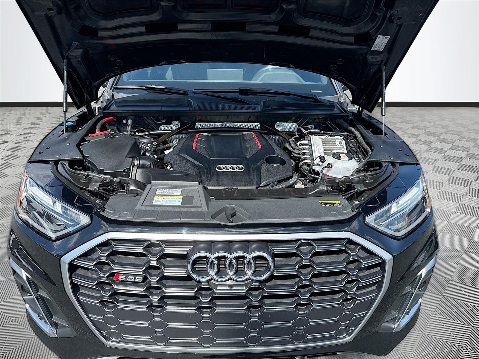 2022 Audi SQ5 Premium Plus