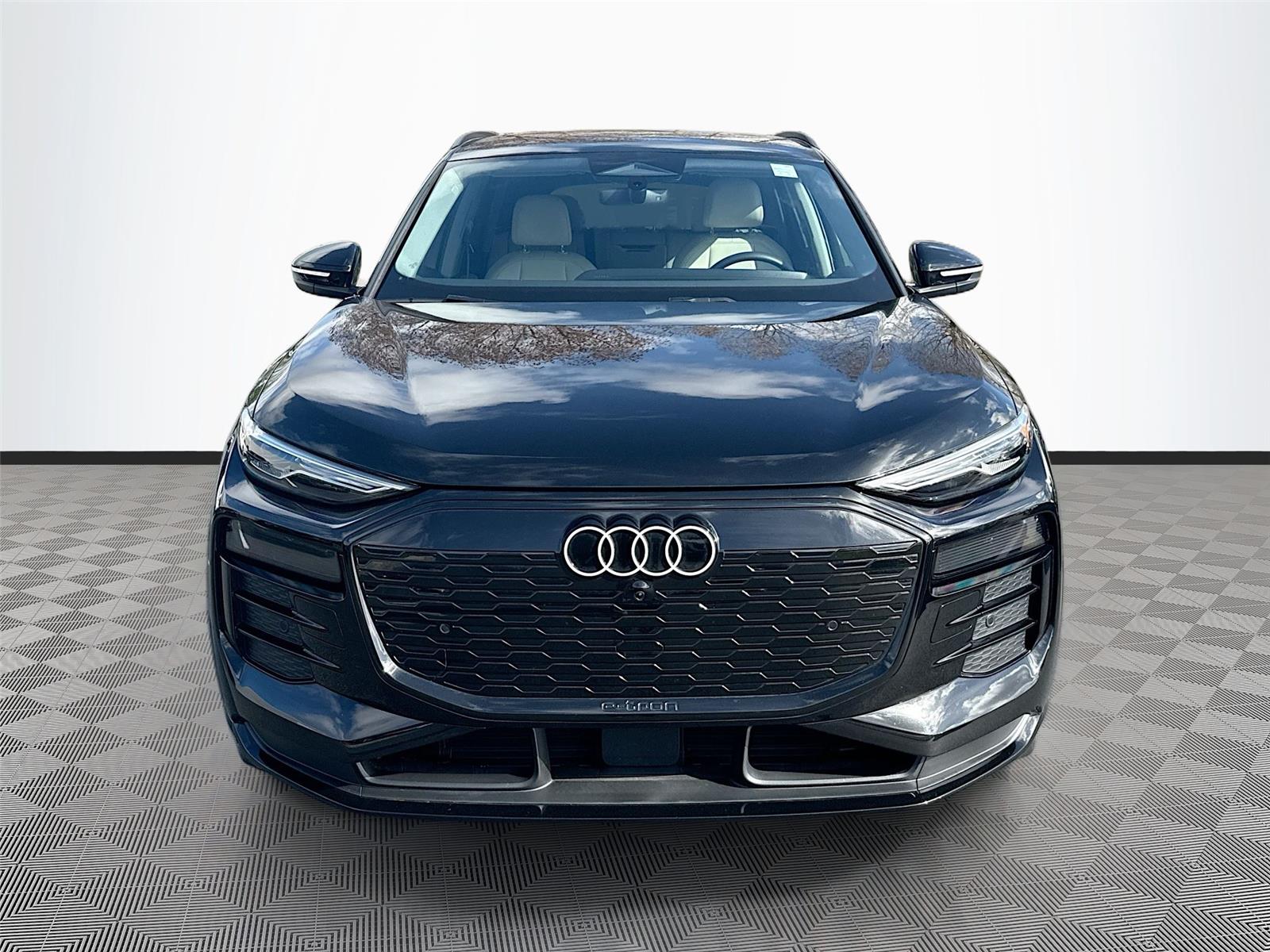 2025 Audi Q6 e-tron Premium