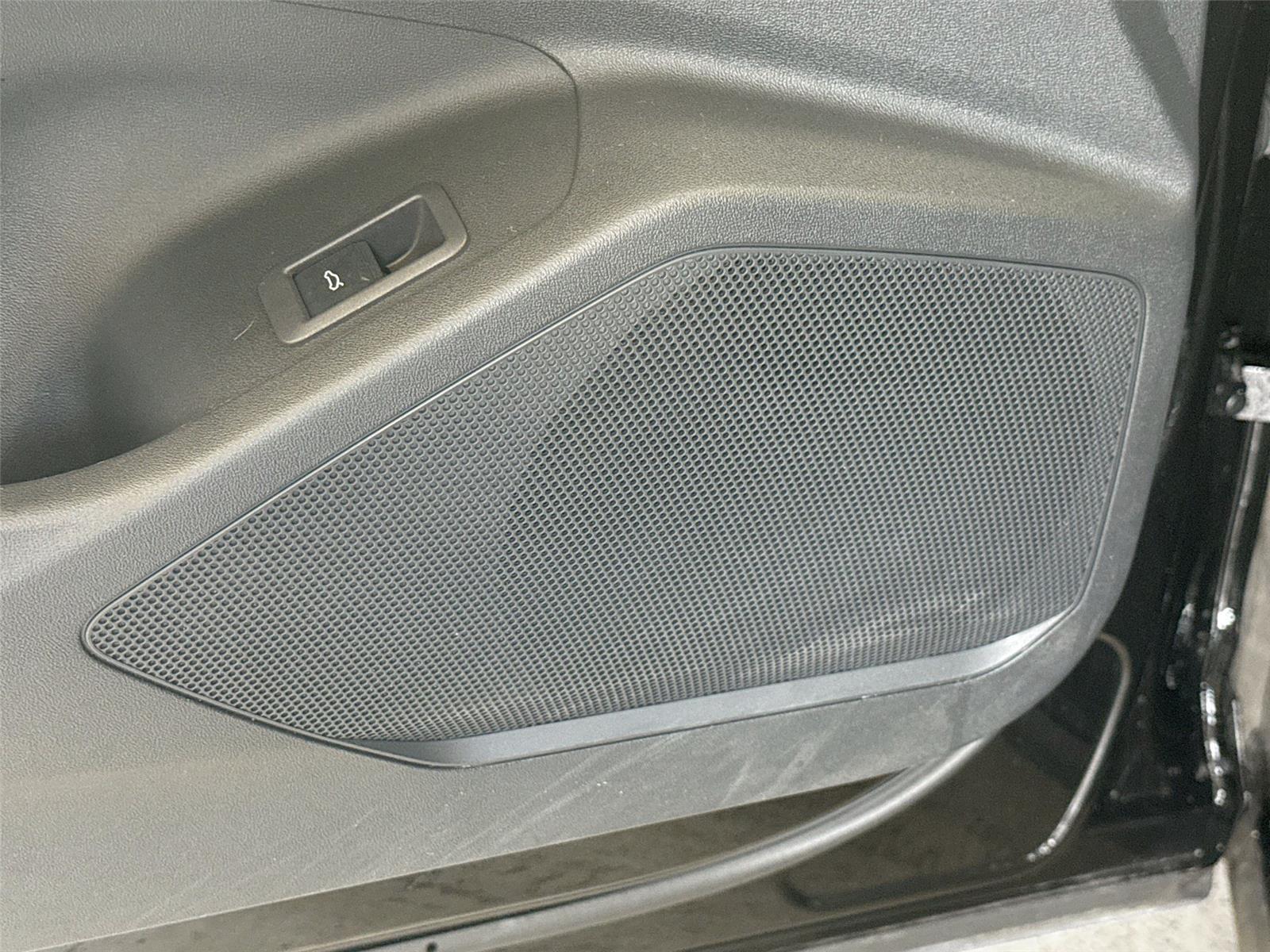 2025 Audi Q6 e-tron Premium