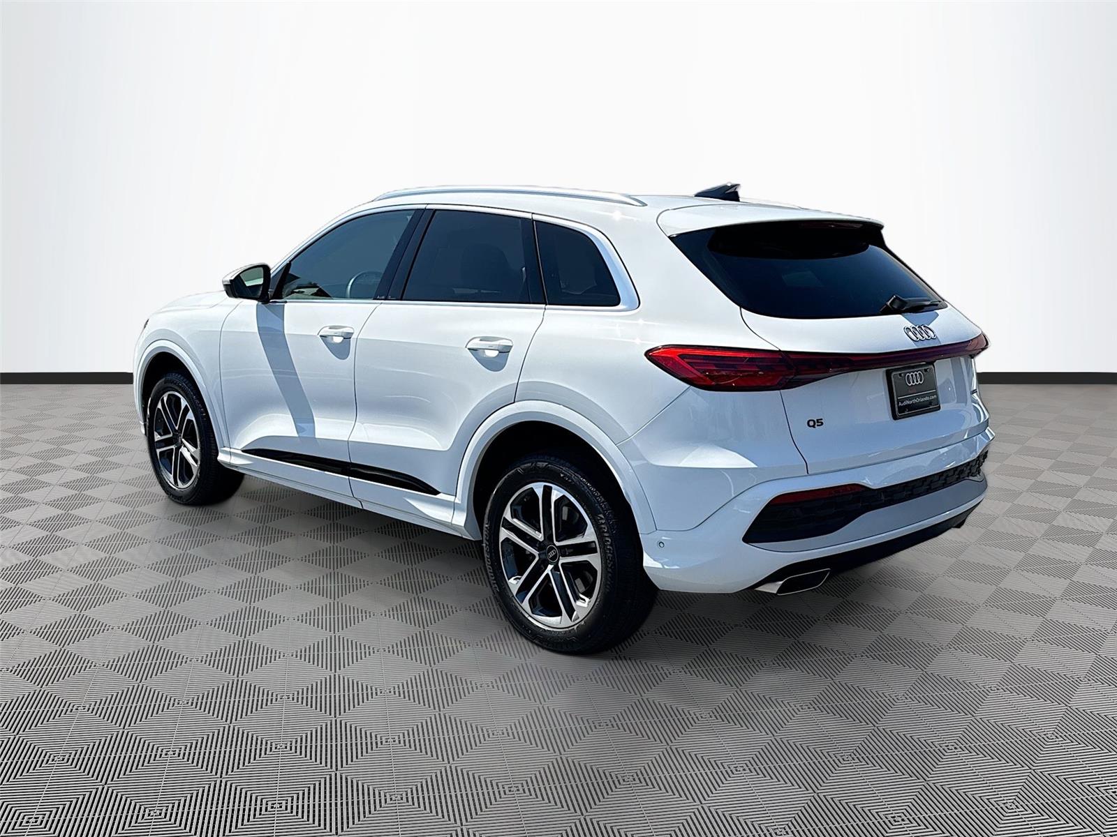 2025 Audi Q5 Premium