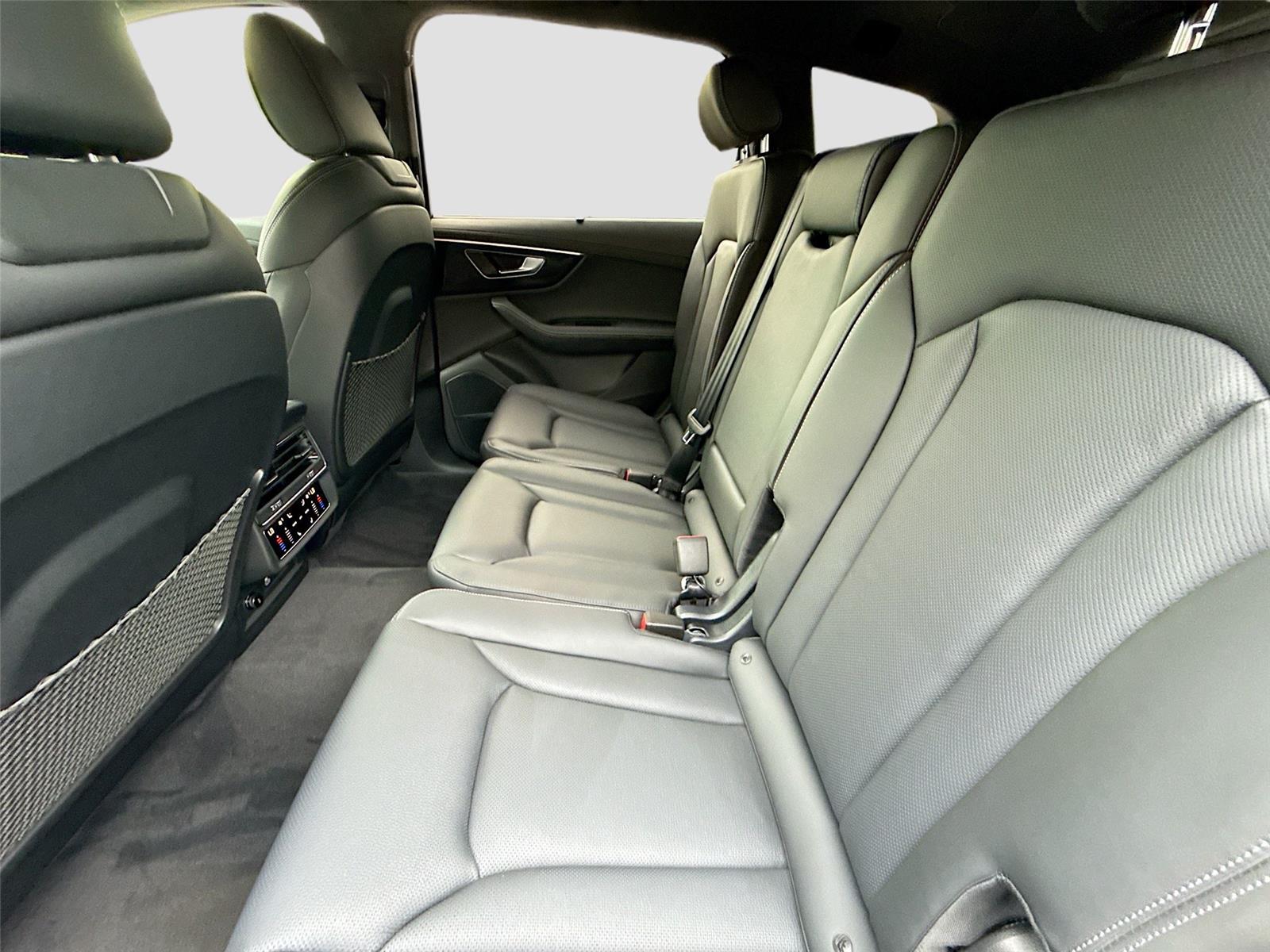2026 Audi Q7 Prestige