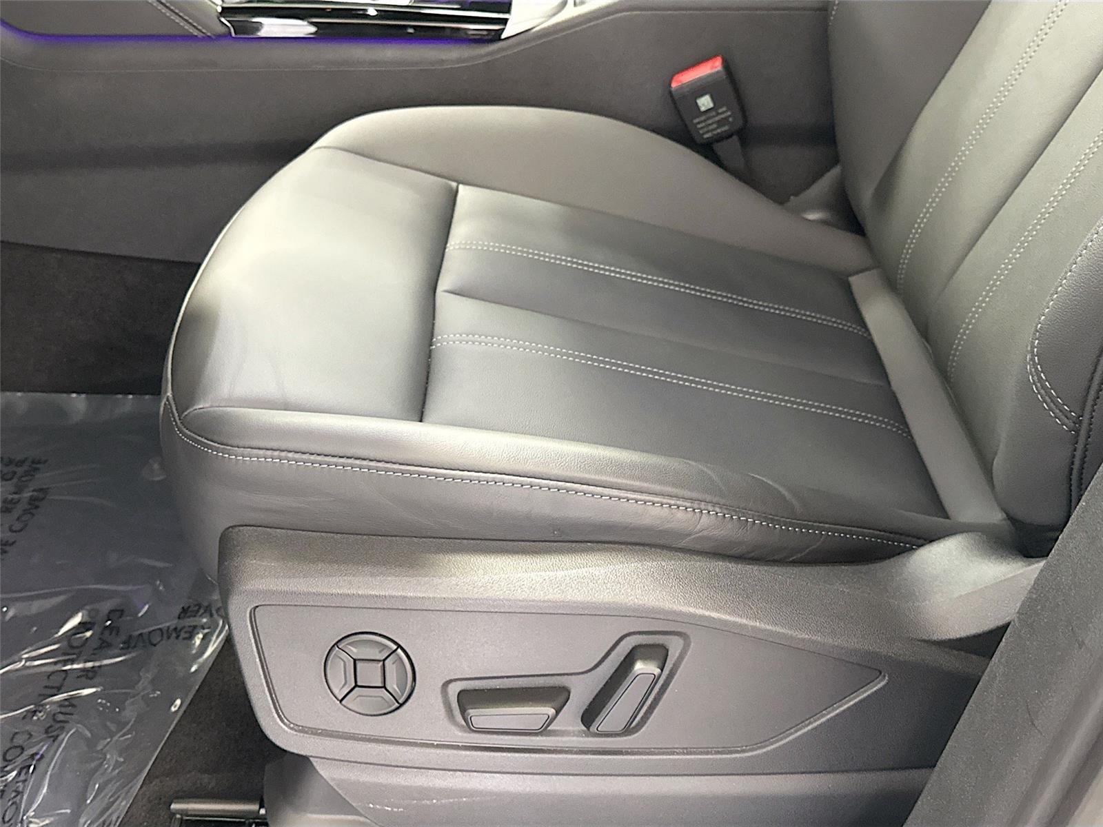 2025 Audi Q5 Premium