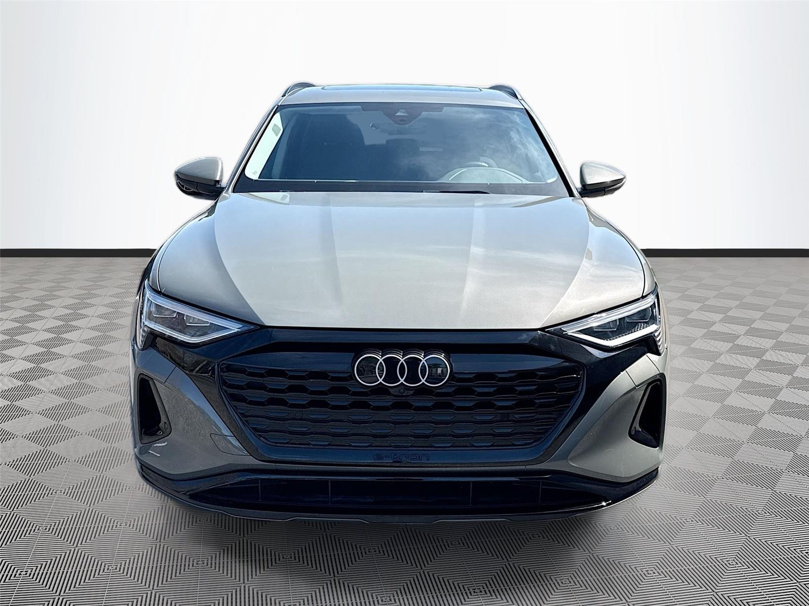 2024 Audi Q8 e-tron Premium Plus