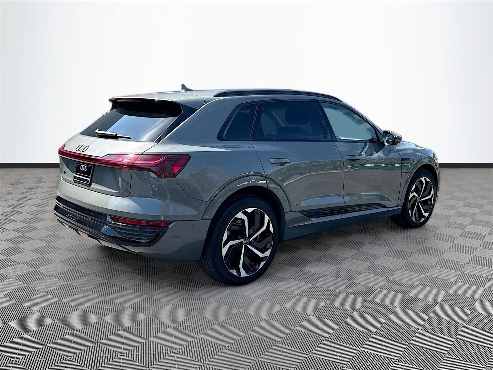 2024 Audi Q8 e-tron Premium Plus