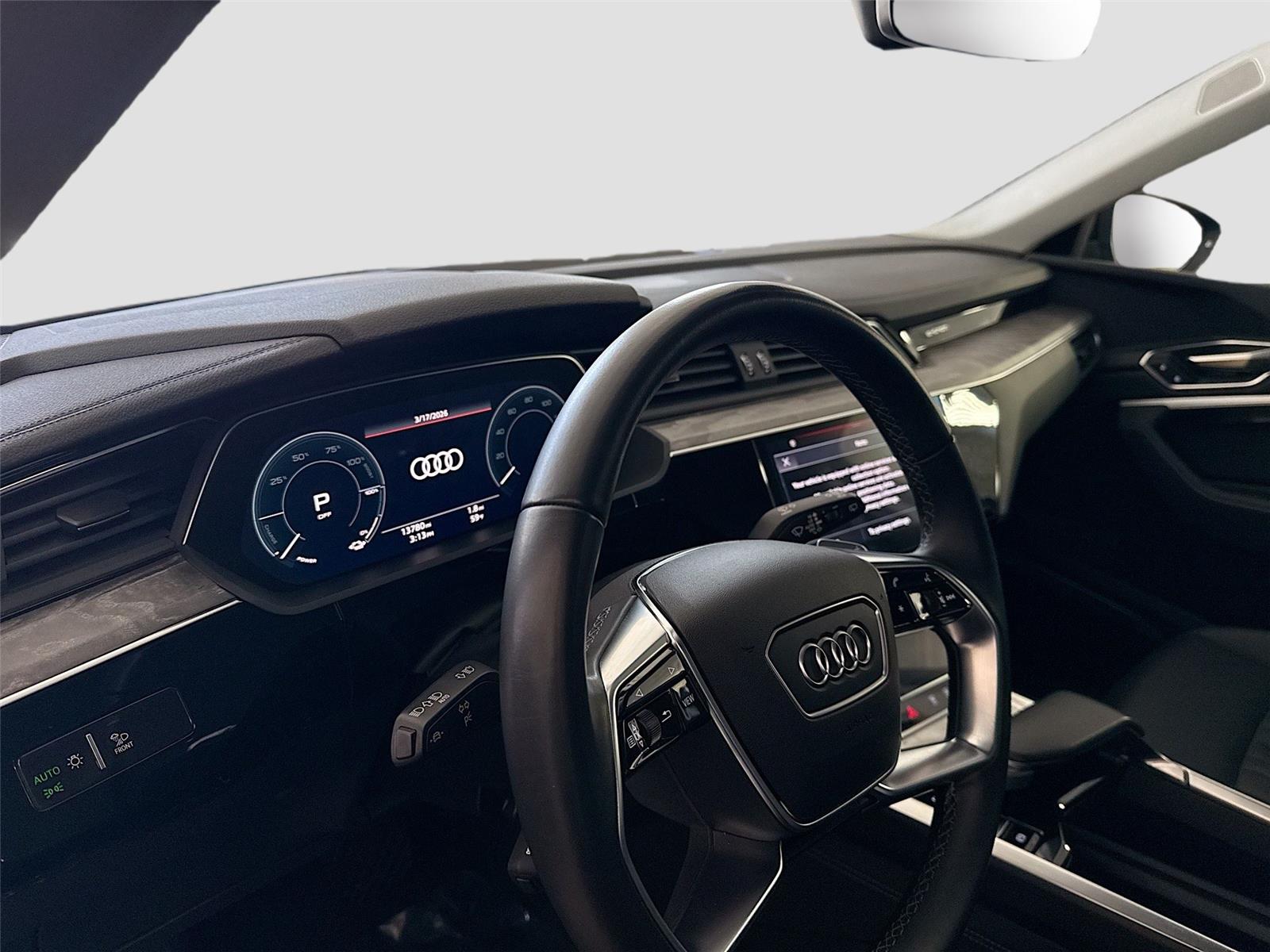 2024 Audi Q8 e-tron Premium Plus