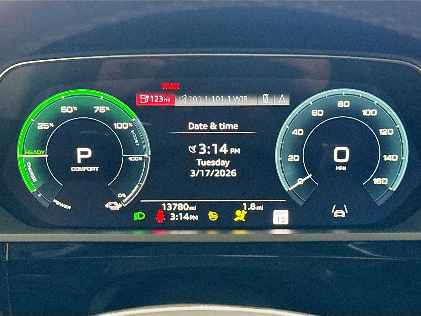 2024 Audi Q8 e-tron Premium Plus