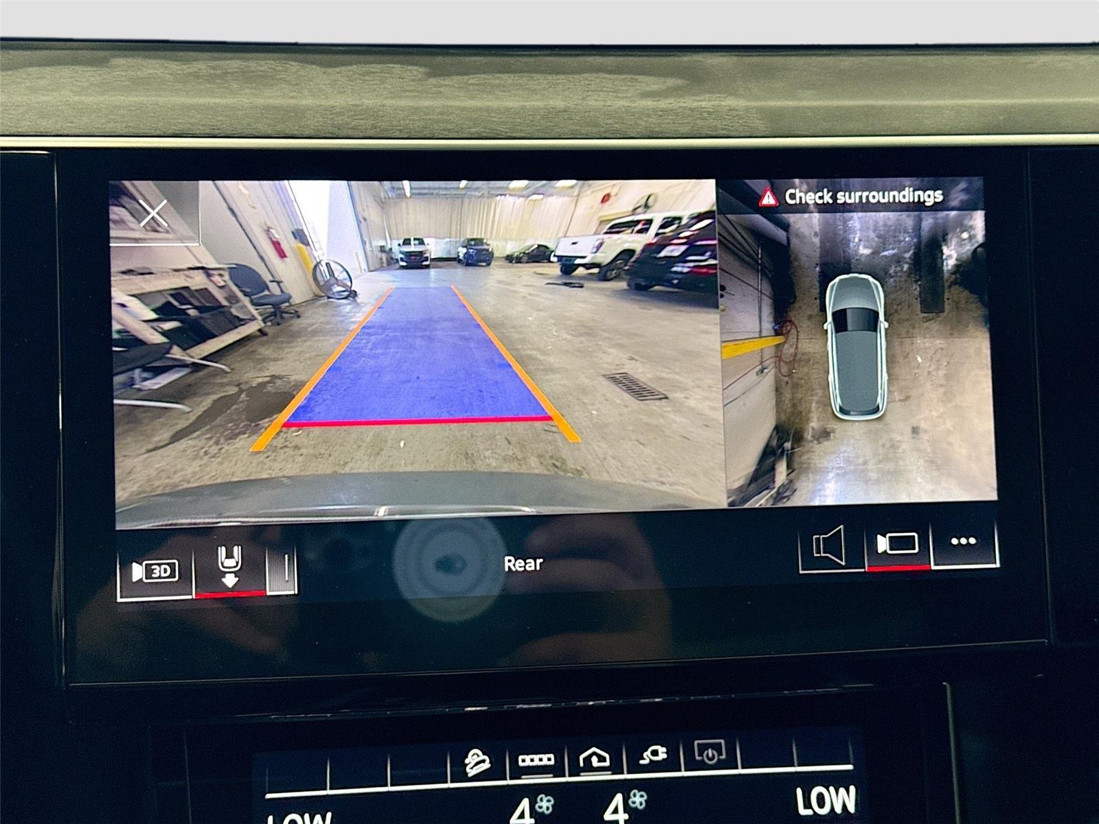 2024 Audi Q8 e-tron Premium Plus