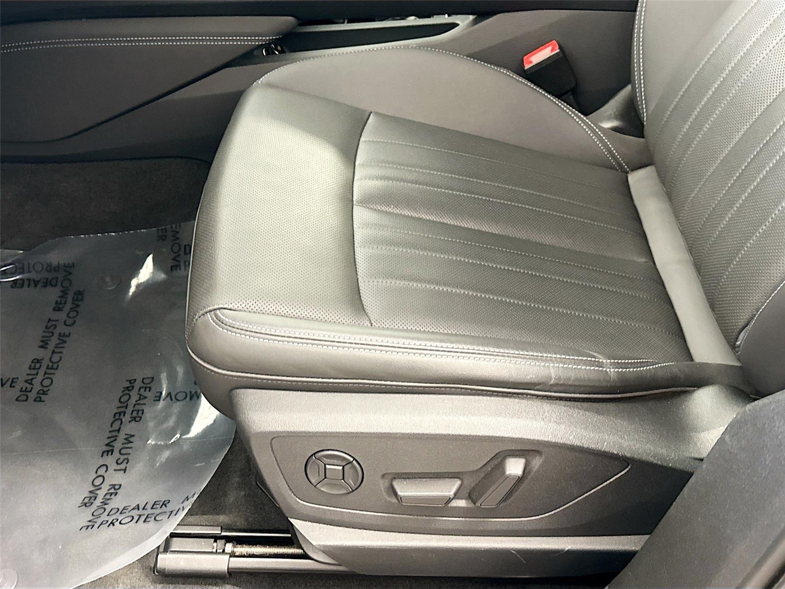 2024 Audi Q8 e-tron Premium Plus