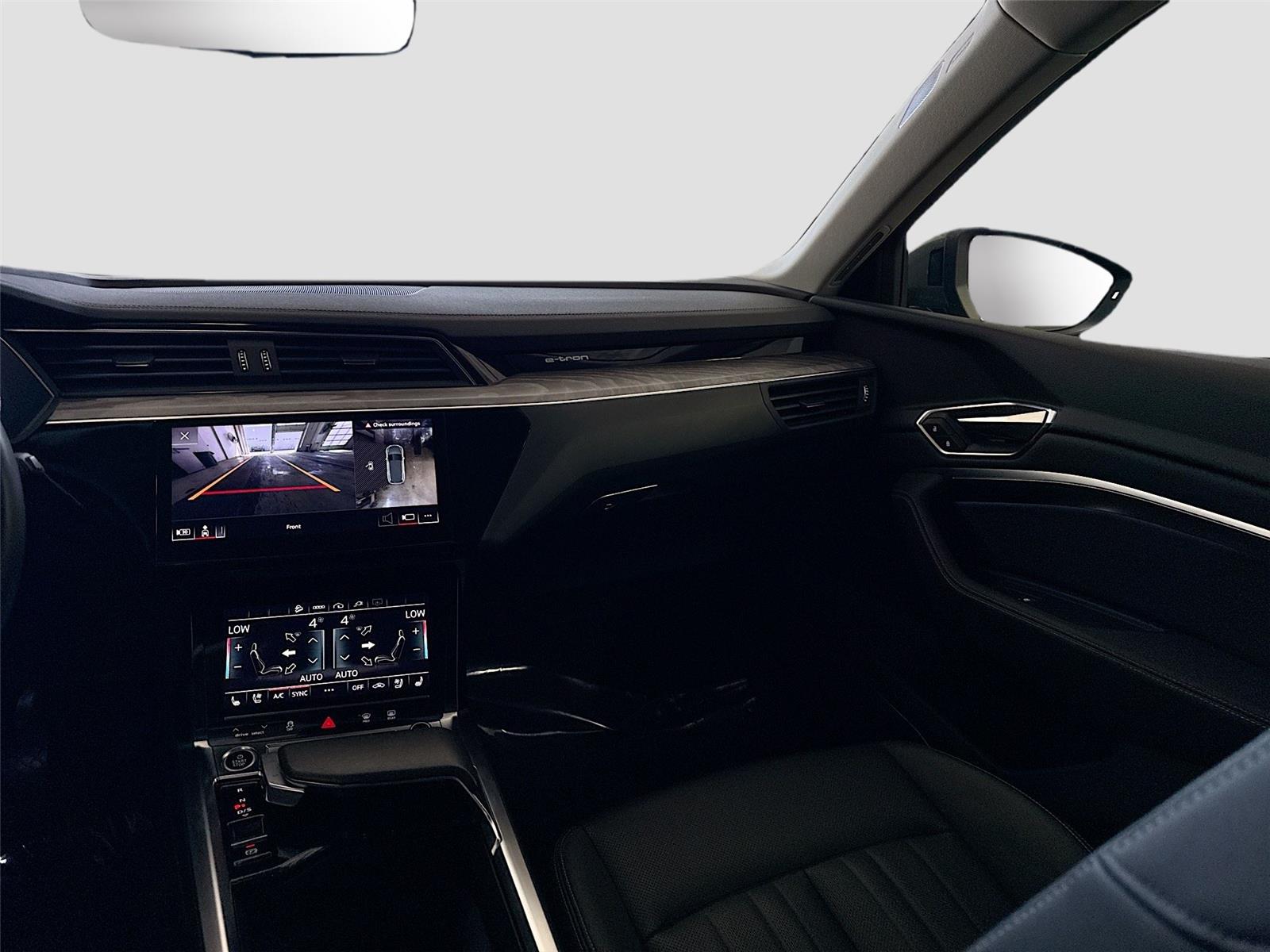 2024 Audi Q8 e-tron Premium Plus