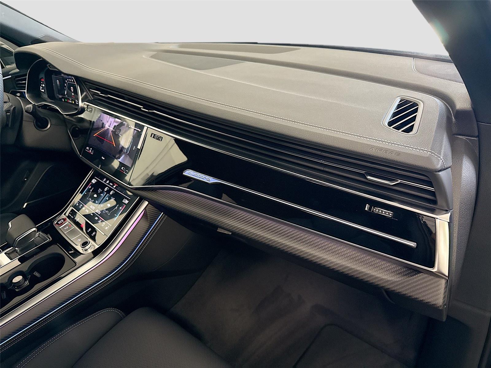 2026 Audi SQ7 Premium Plus