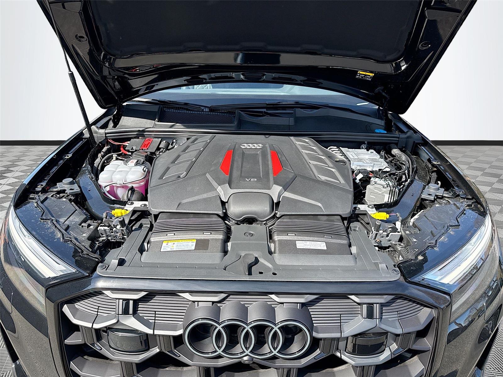 2026 Audi SQ7 Premium Plus