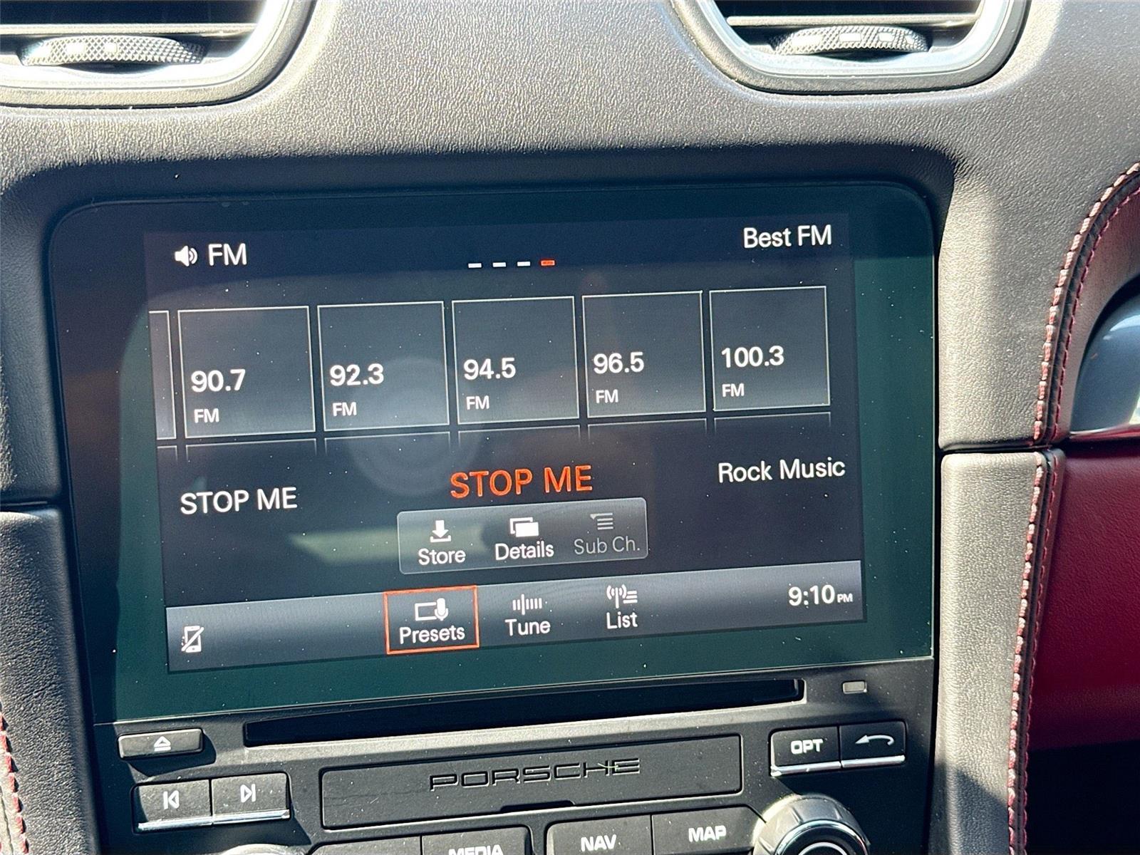 2021 Porsche 718 Cayman