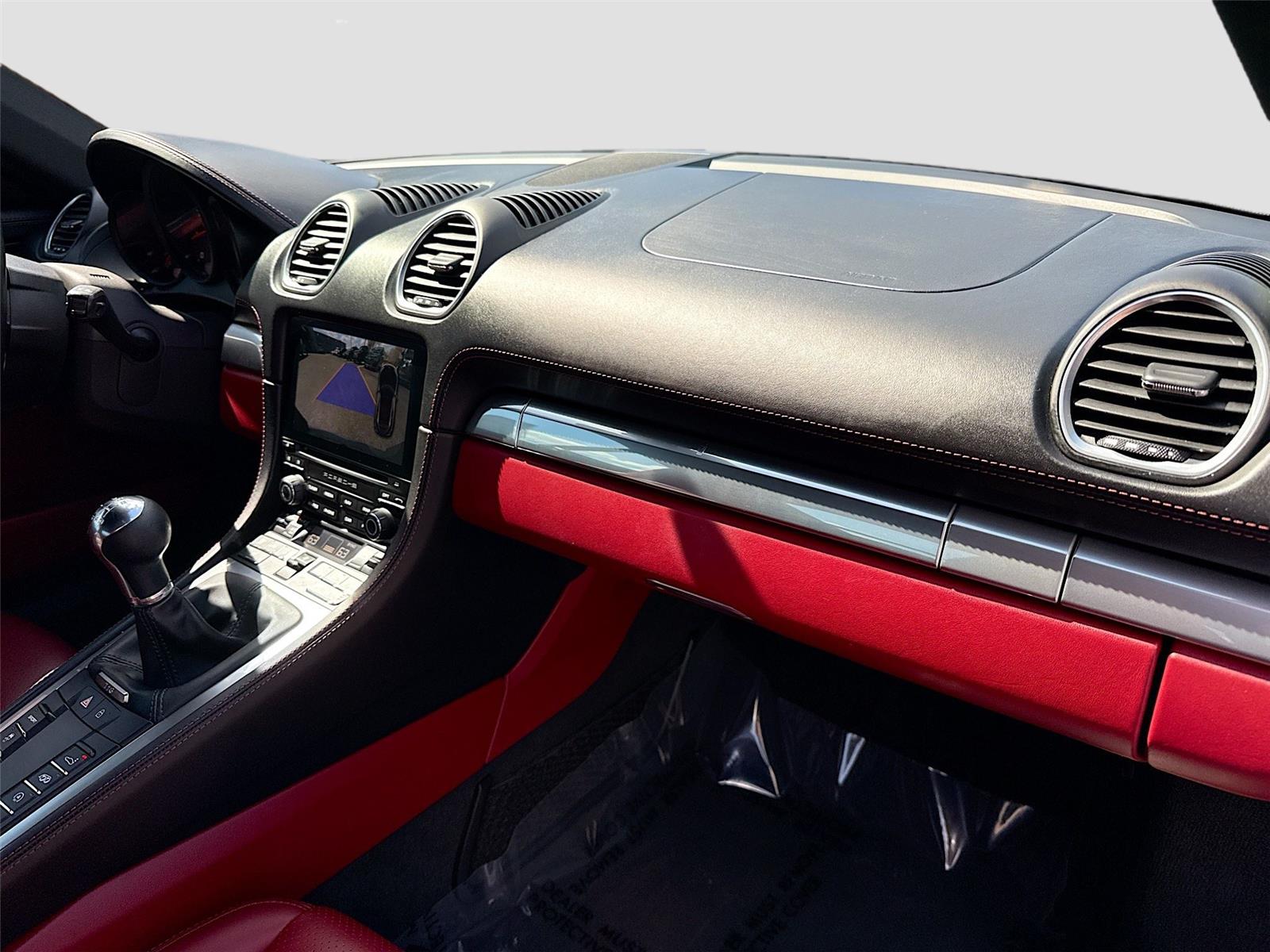 2021 Porsche 718 Cayman