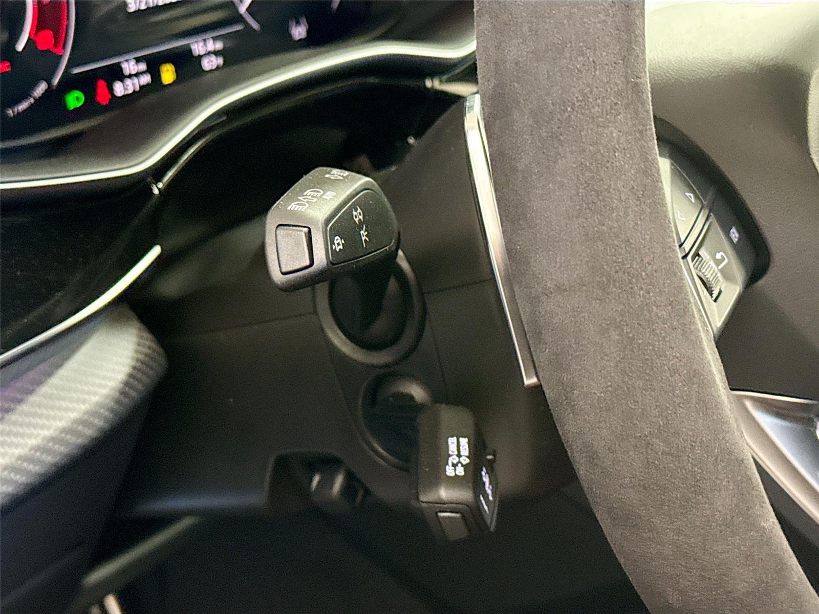 2026 Audi RS Q8 performance