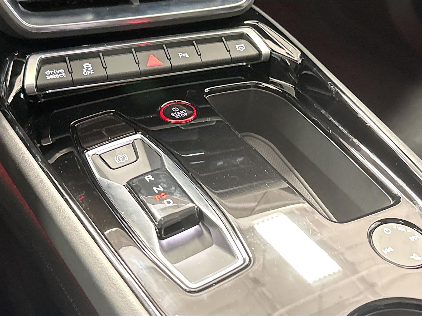 2024 Audi e-tron GT Premium Plus