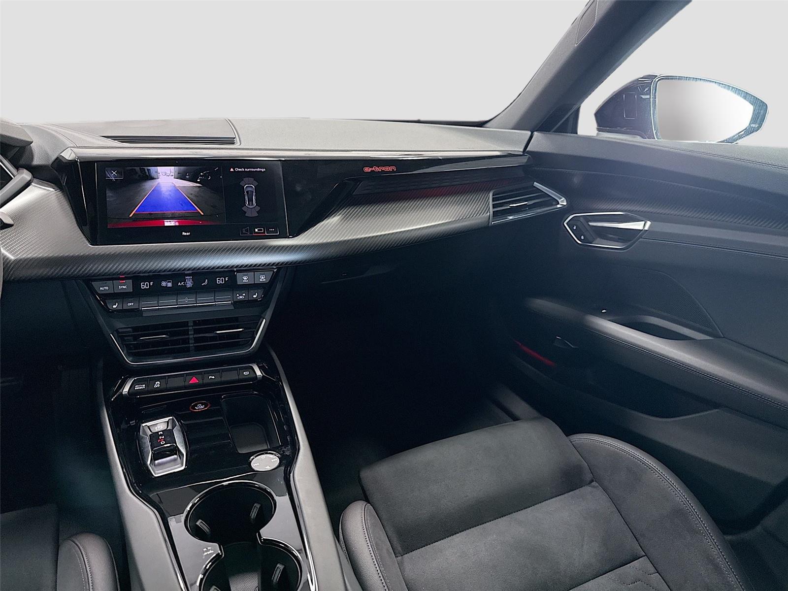 2024 Audi e-tron GT Premium Plus