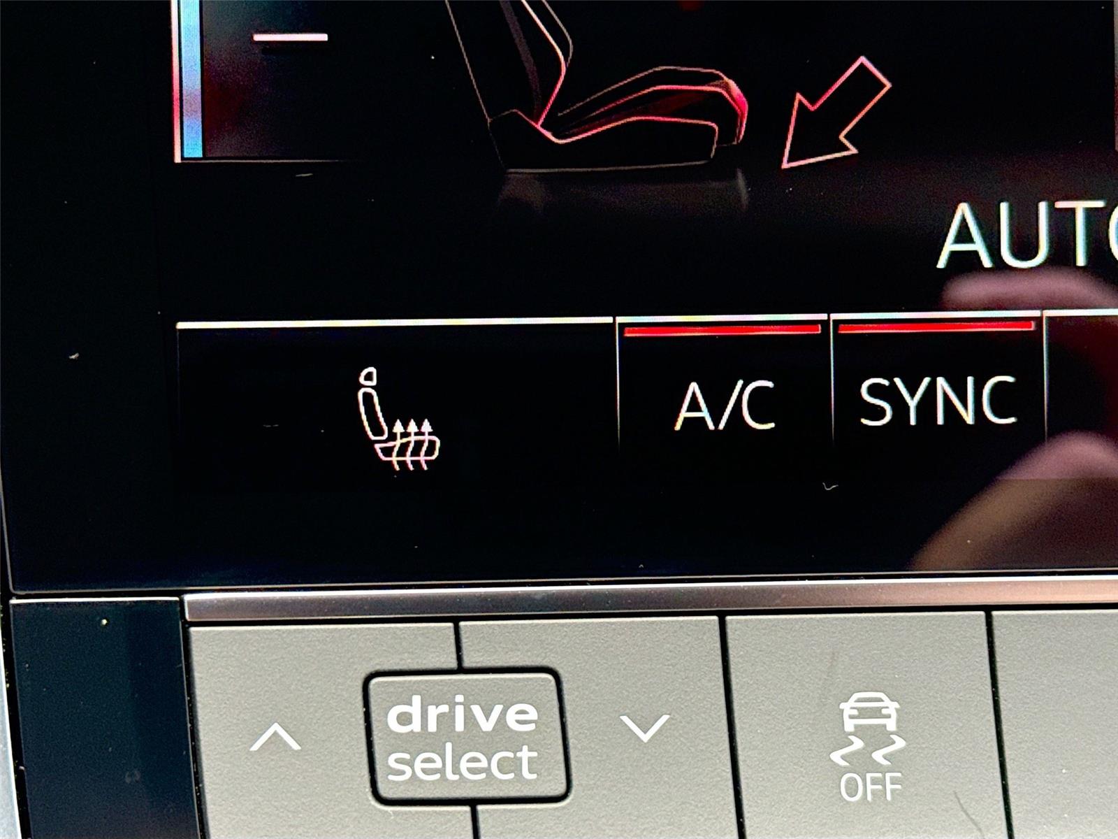 2025 Audi Q7 Premium