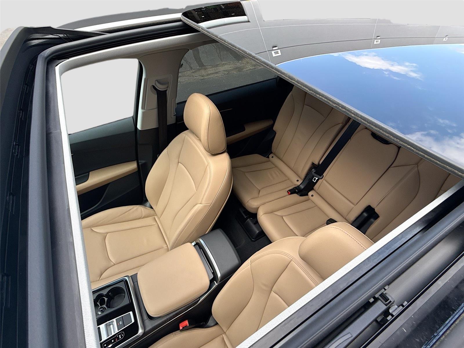 2025 Audi Q7 Premium