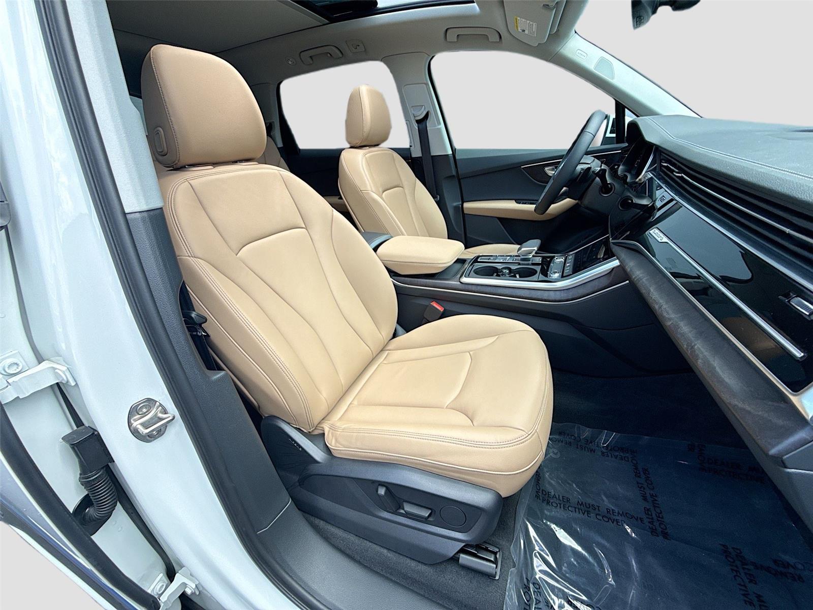 2025 Audi Q7 Premium