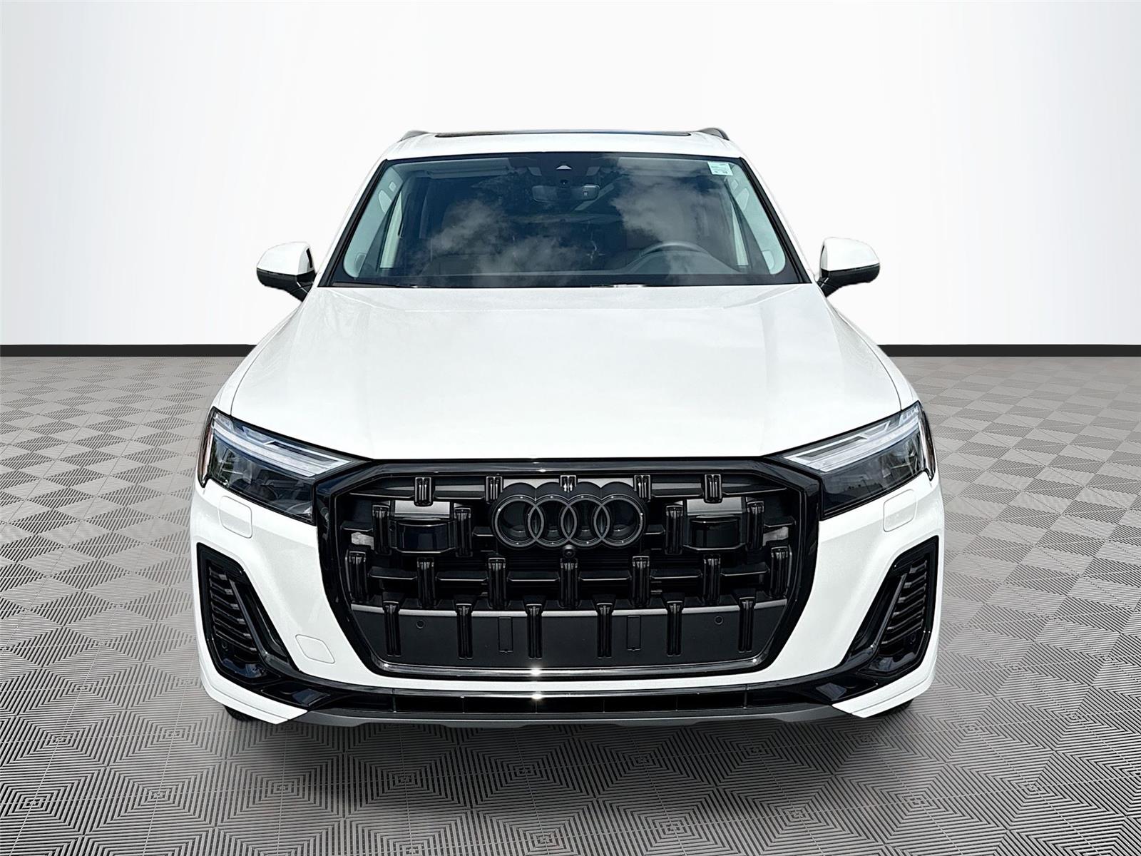2025 Audi Q7 Premium