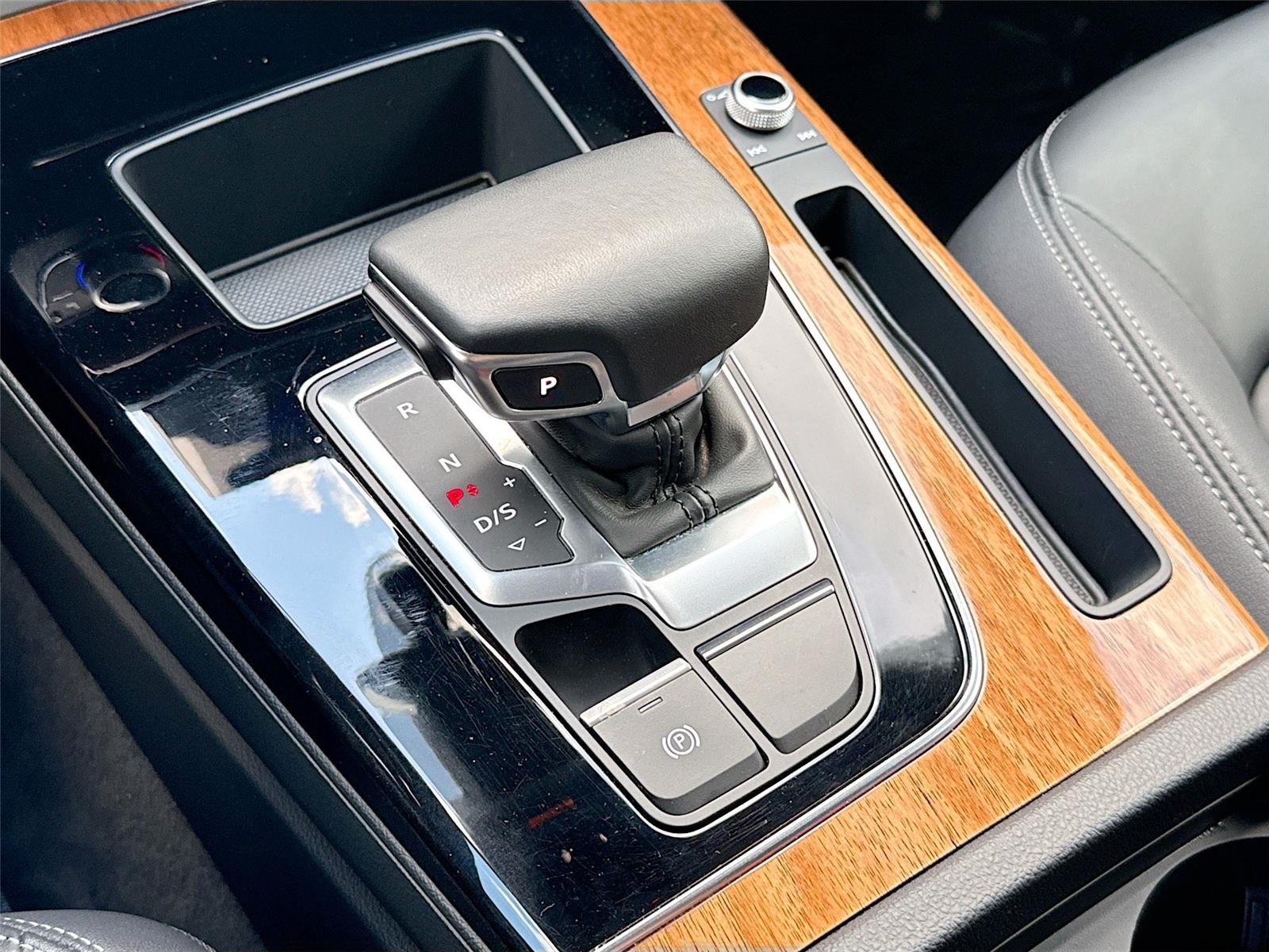 2023 Audi Q5 S line Premium