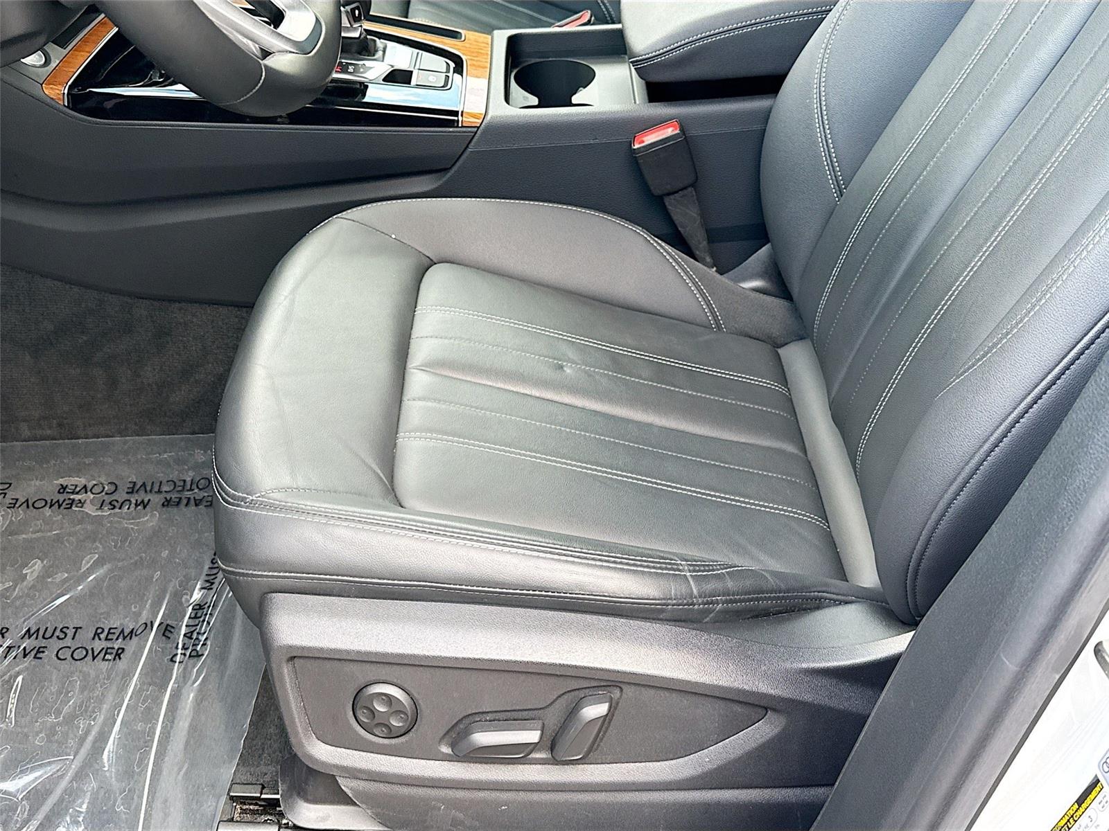 2023 Audi Q5 S line Premium