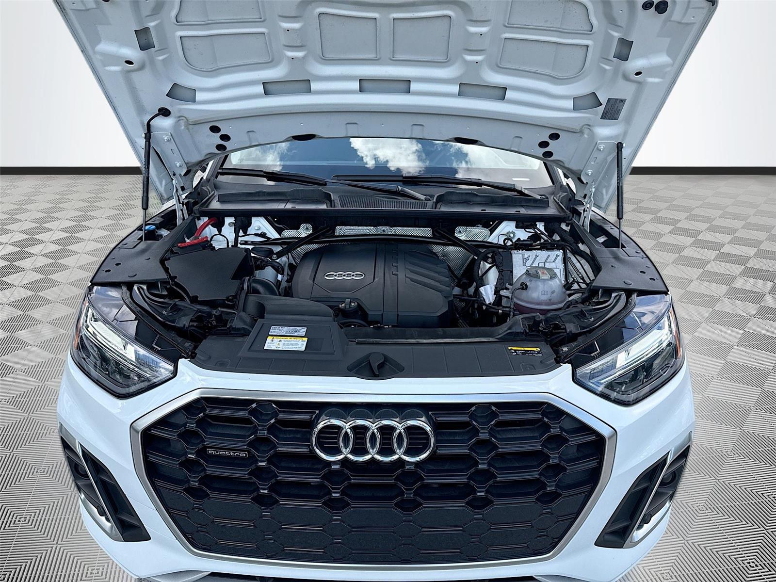 2023 Audi Q5 S line Premium