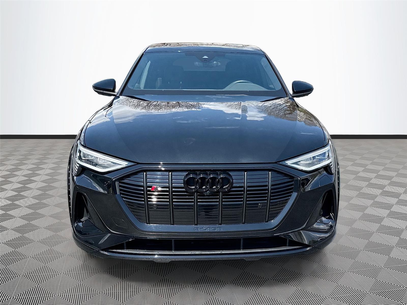 2023 Audi e-tron S Sportback Premium Plus