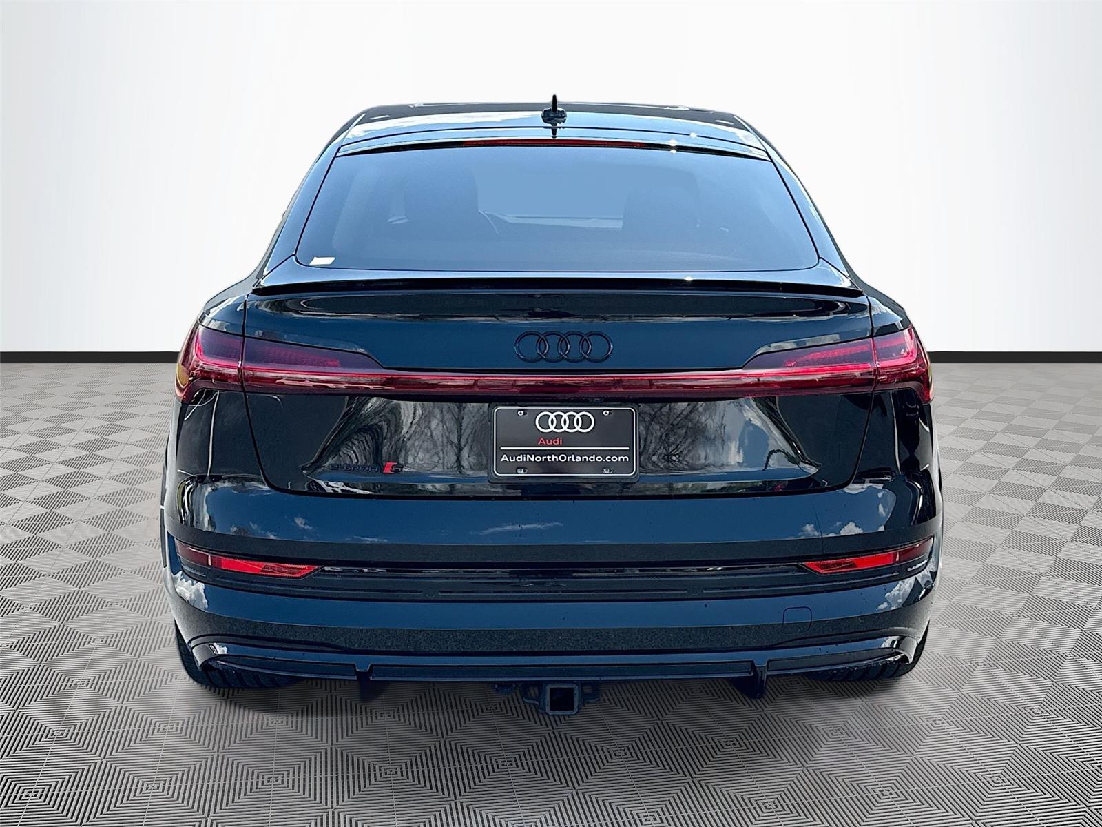 2023 Audi e-tron S Sportback Premium Plus