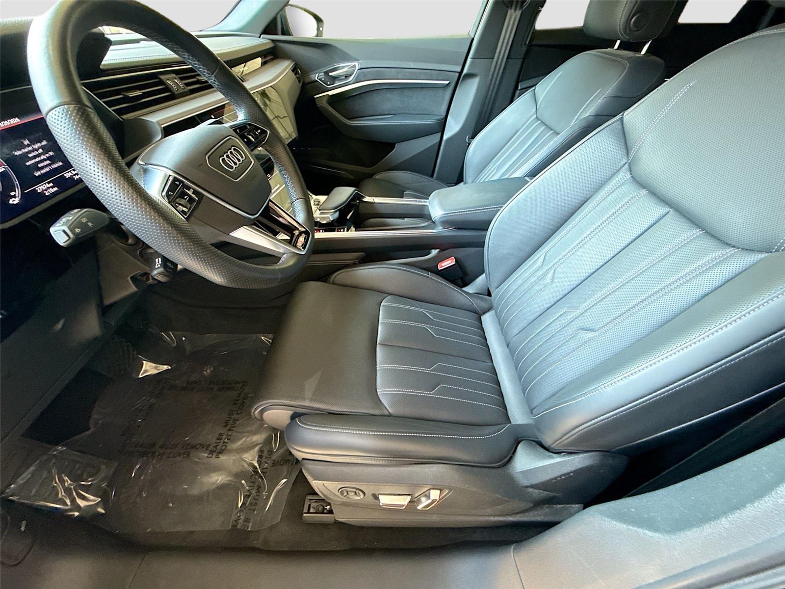 2023 Audi e-tron S Sportback Premium Plus