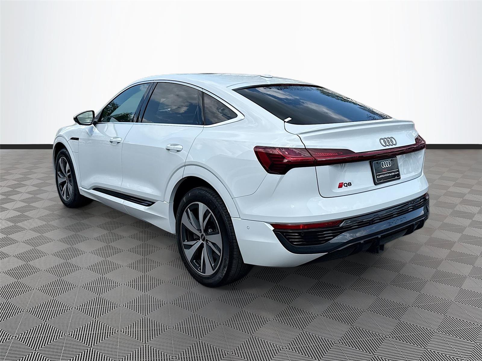 2024 Audi Q8 e-tron Sportback S line Premium Plus