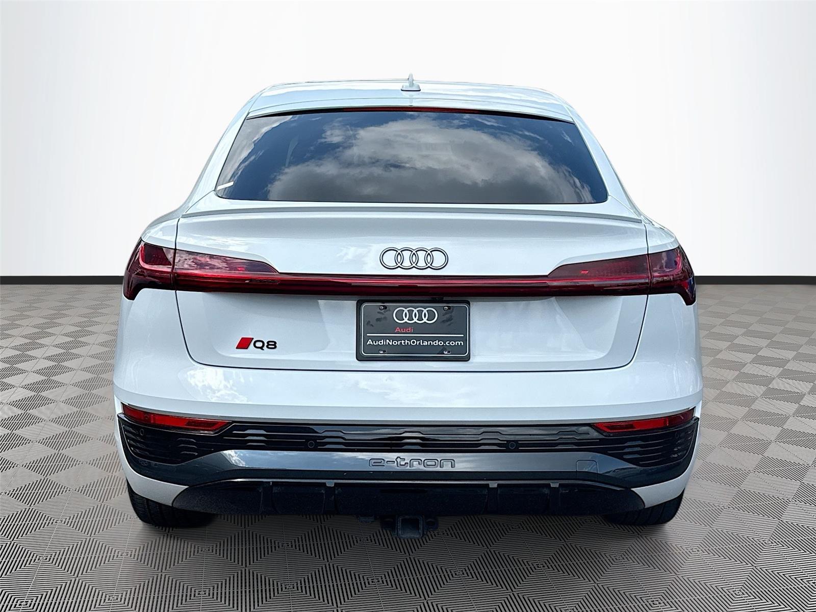 2024 Audi Q8 e-tron Sportback S line Premium Plus