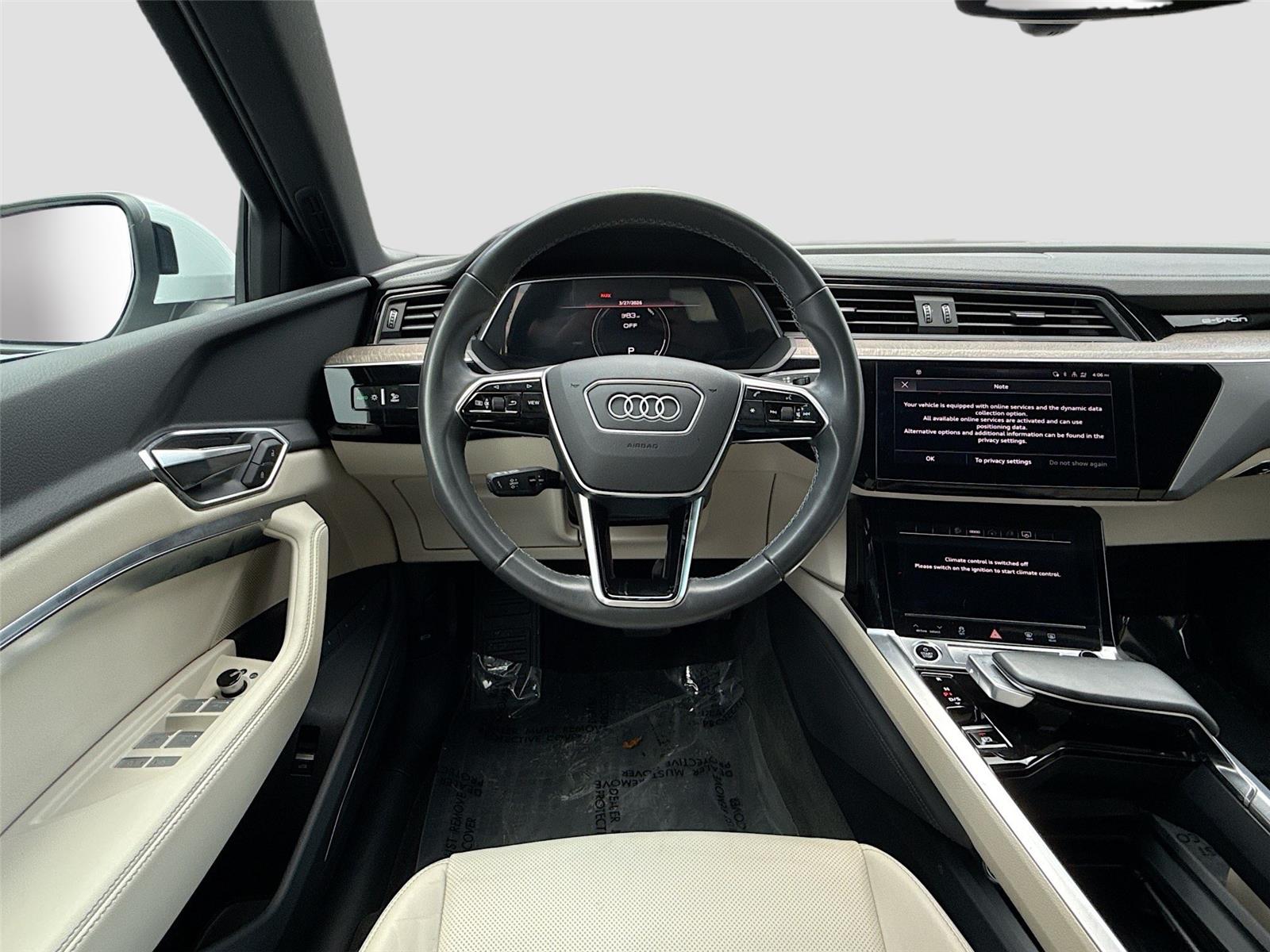2024 Audi Q8 e-tron Sportback S line Premium Plus