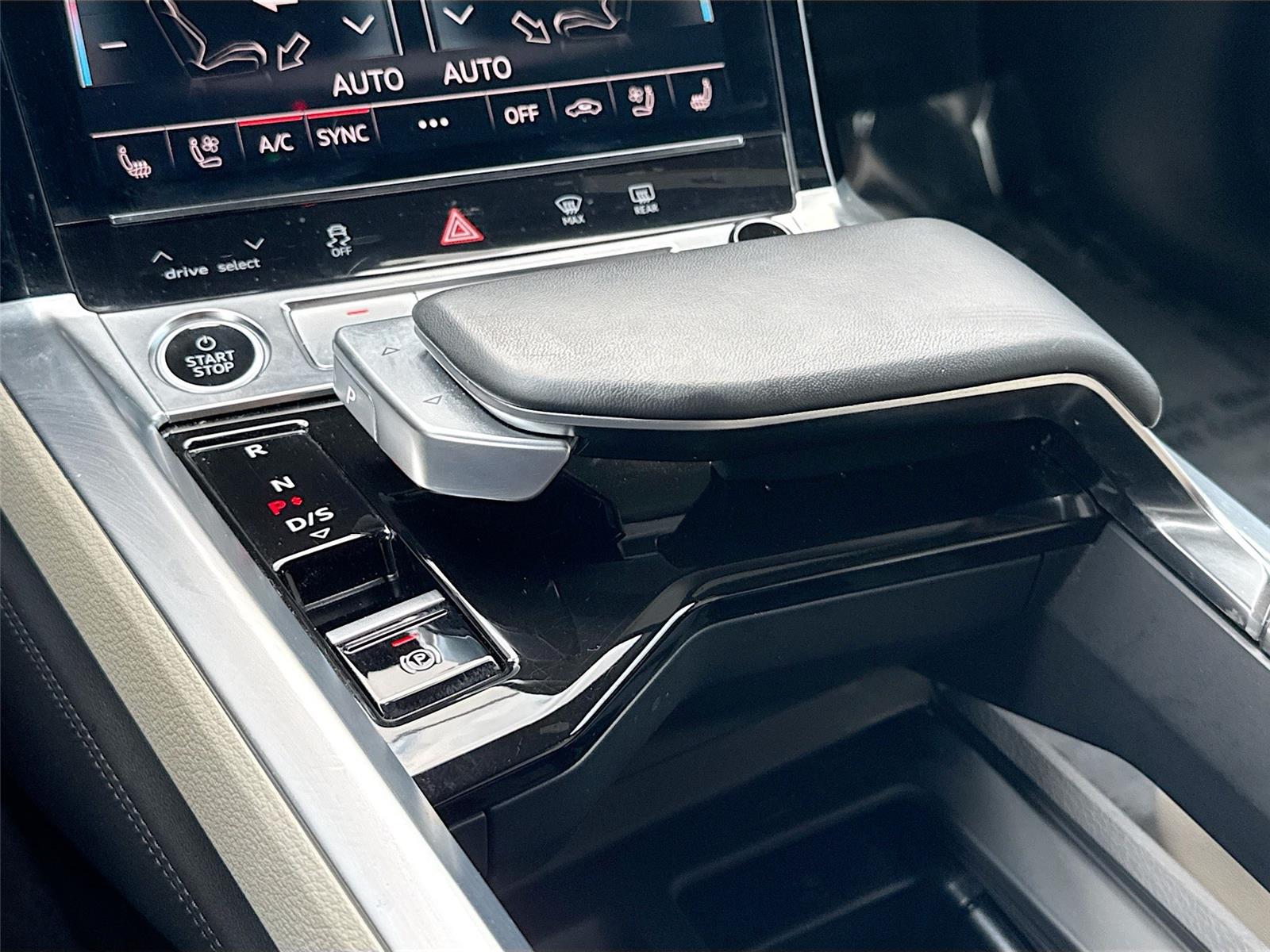 2024 Audi Q8 e-tron Sportback S line Premium Plus