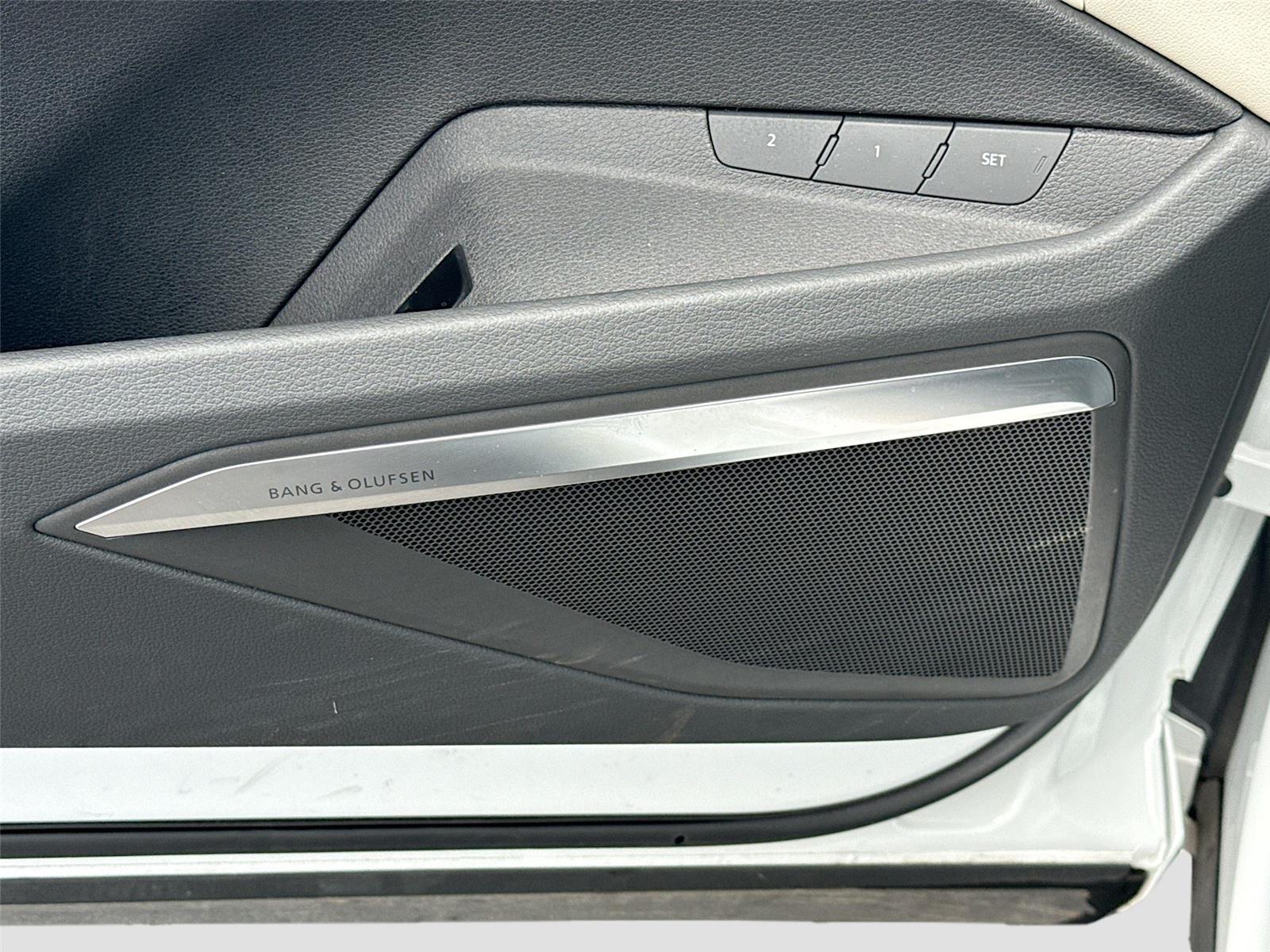 2024 Audi Q8 e-tron Sportback S line Premium Plus