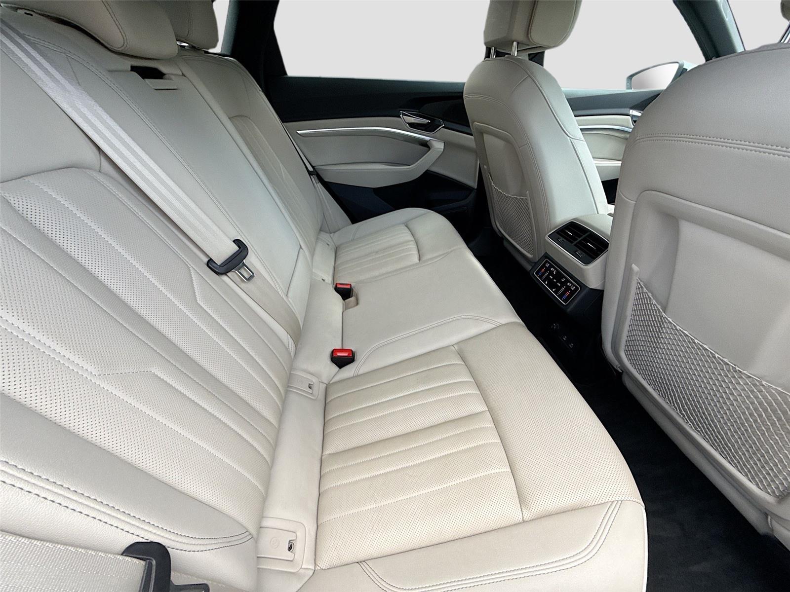 2024 Audi Q8 e-tron Sportback S line Premium Plus