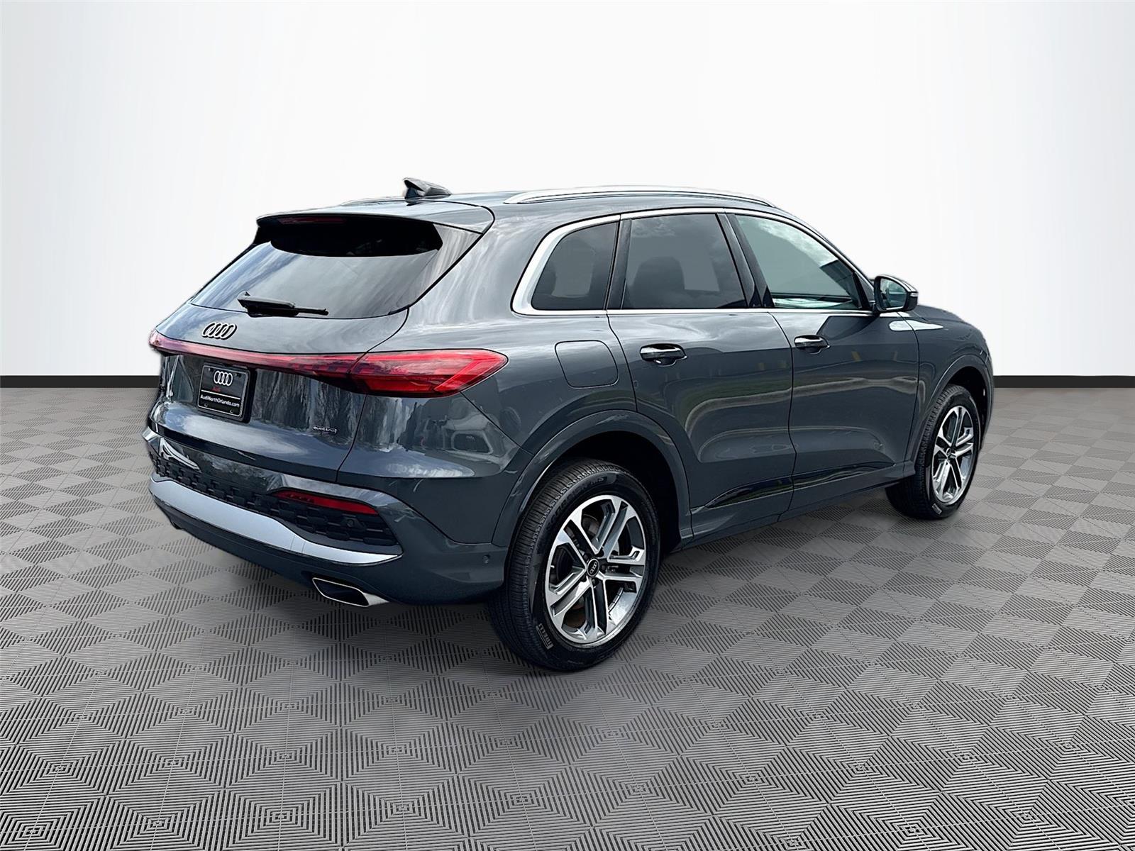 2025 Audi Q5 Premium