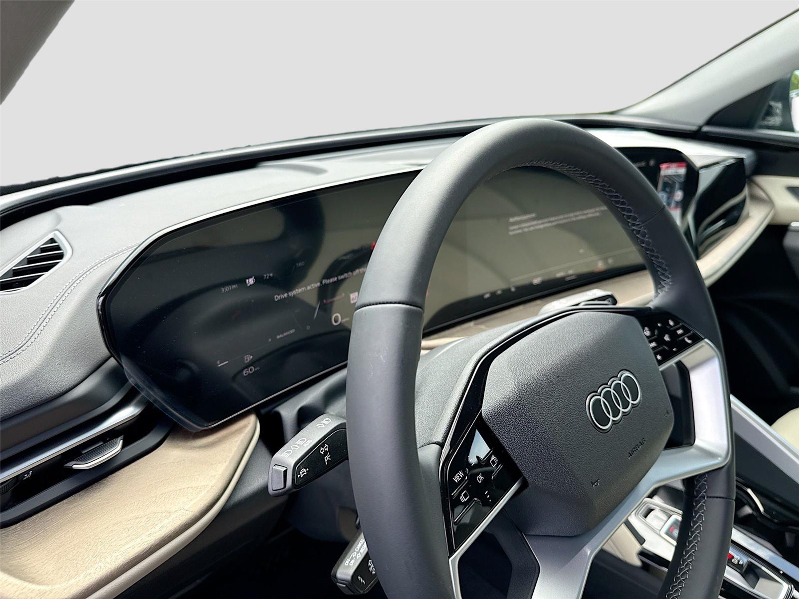 2025 Audi Q5 Premium