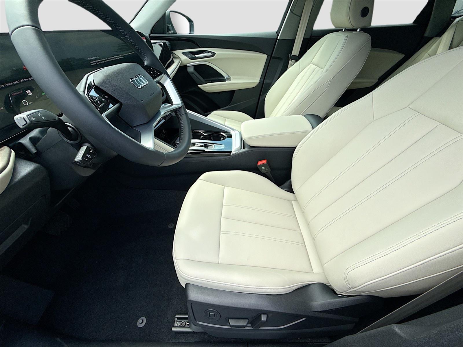 2025 Audi Q5 Premium