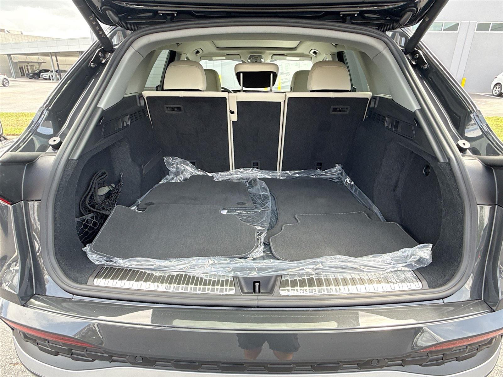 2025 Audi Q5 Premium