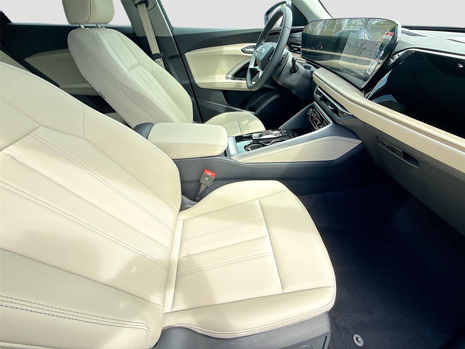 2025 Audi Q5 Premium