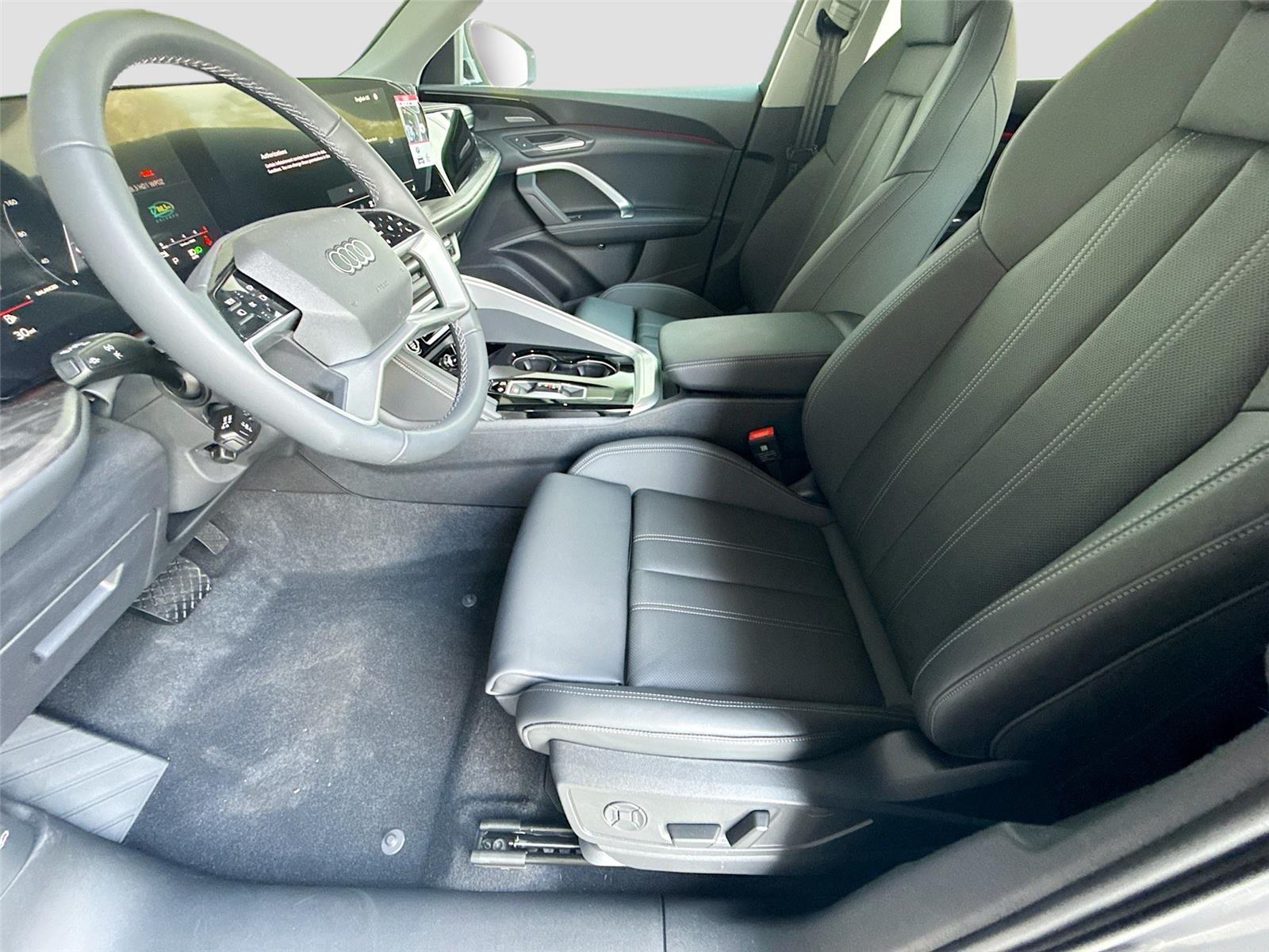 2025 Audi Q5 Premium Plus