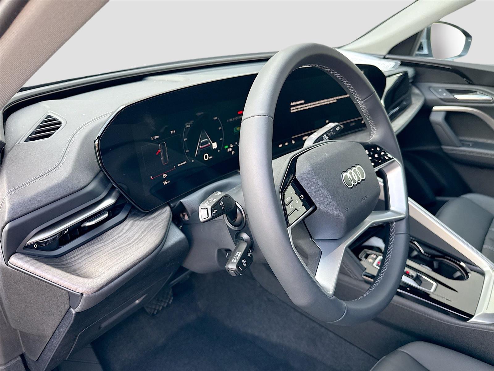 2025 Audi Q5 Premium