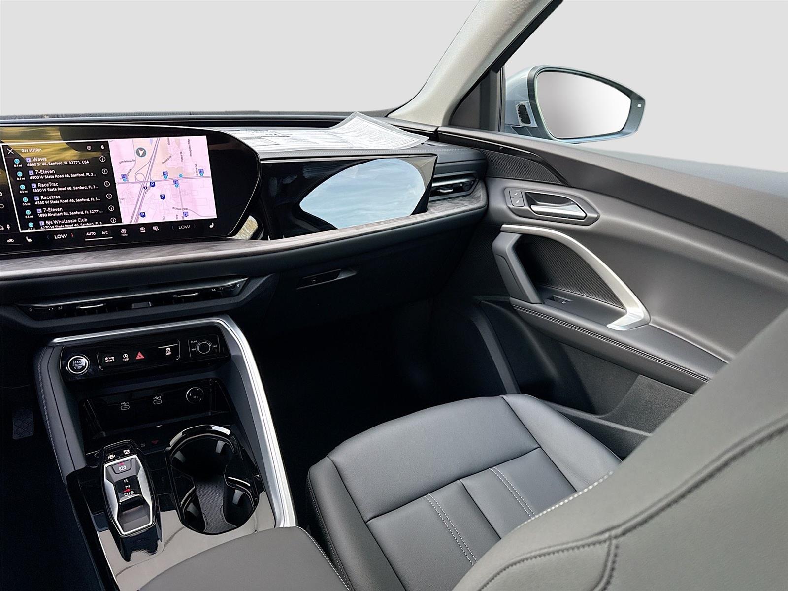 2025 Audi Q5 Premium