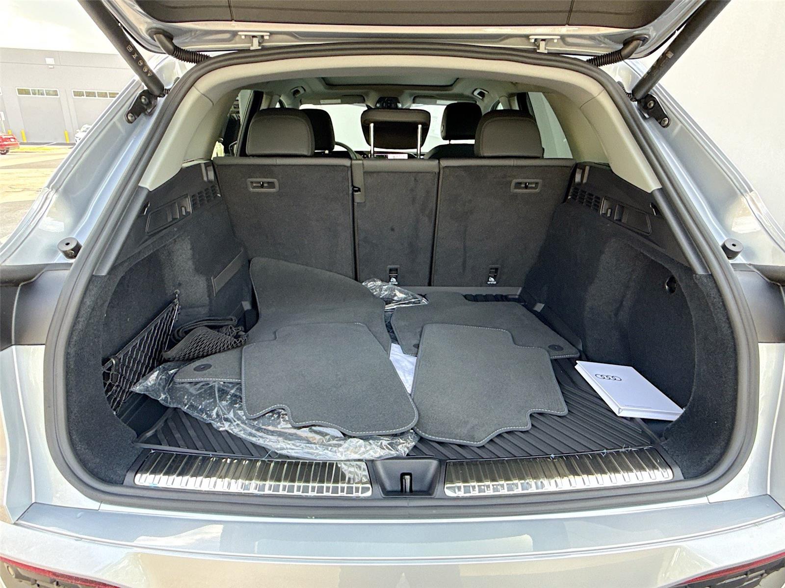 2025 Audi Q5 Premium