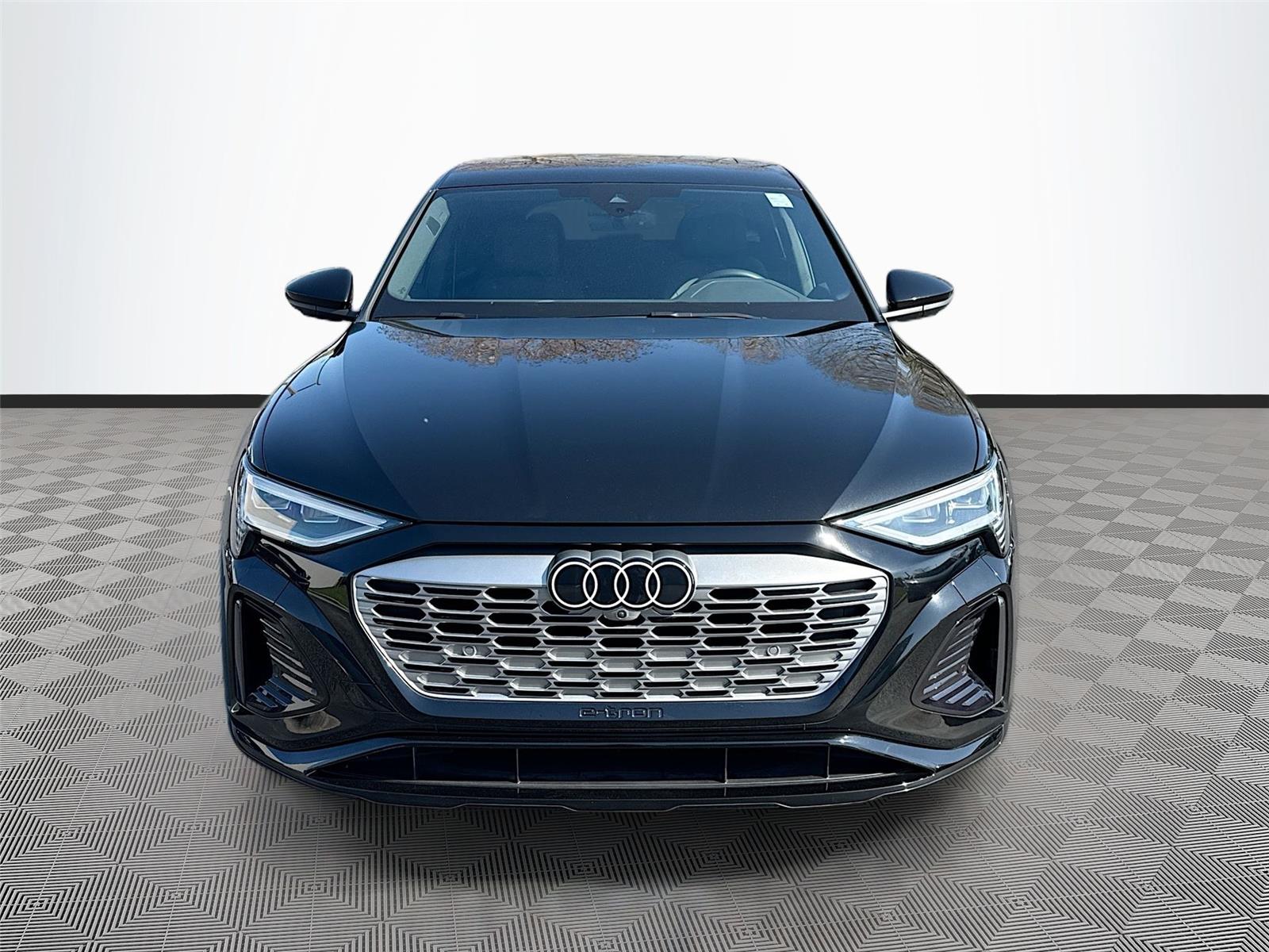 2024 Audi Q8 e-tron Sportback S line Premium Plus